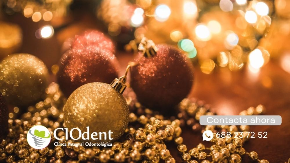 cuidar-dientes-navidad-turrones-dulces-brindis